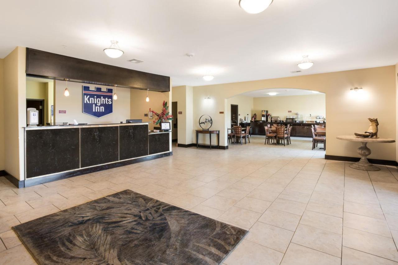Knights Inn Bunkie Dış mekan fotoğraf