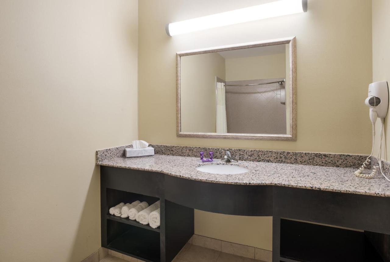 Knights Inn Bunkie Dış mekan fotoğraf